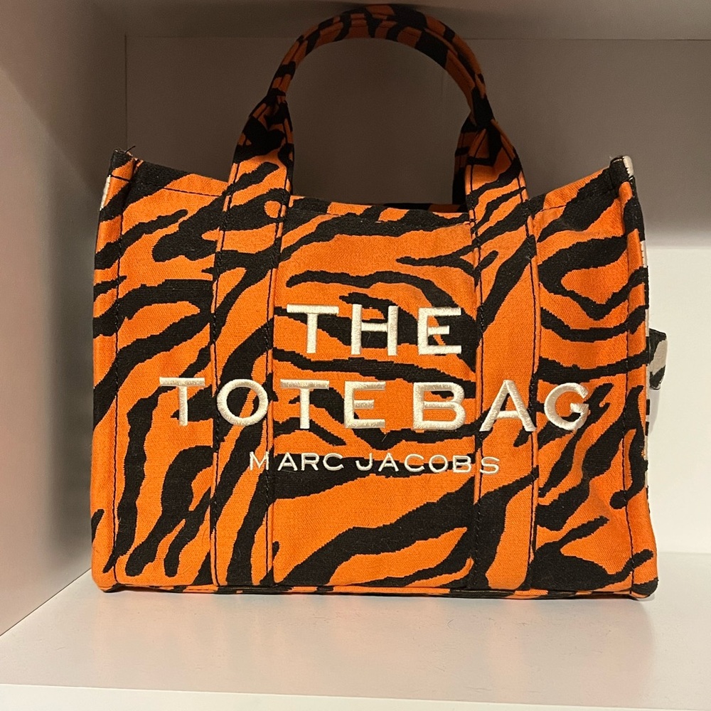 Marc Jacob Tiger print “the tote bag”